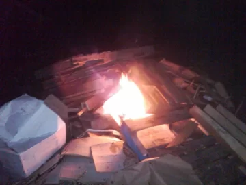 [Hearth.com] Bonfire in South Eastern MA