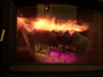 [Hearth.com] Hottest fire yet 600 then 650