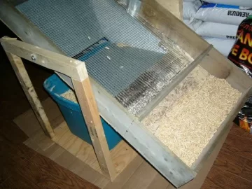 [Hearth.com] diy sifter(screener) for my long pellets.