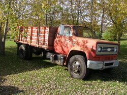 grain truck 001.jpg