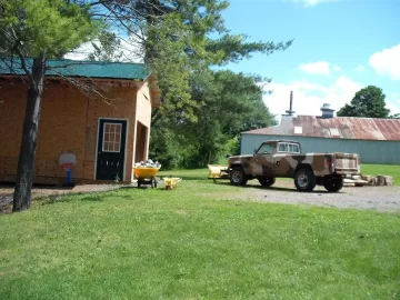 [Hearth.com] Another load, a little more splitting and stacking. Nice weather.