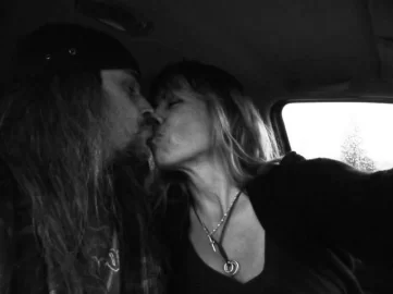 [Hearth.com] Leaving on a jet plane...................