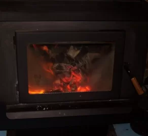 [Hearth.com] Catalytic stove - burning creosote off glass?