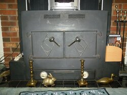 Can anyone identify this wood stove for me.
