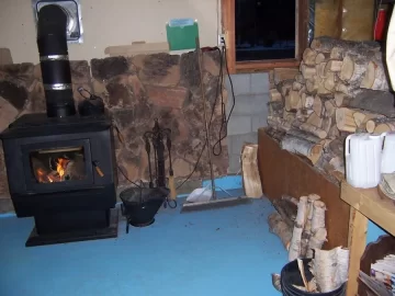 [Hearth.com] Wood shed showing sings of use