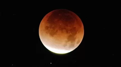 [Hearth.com] Anyone see the total lunar eclipse?