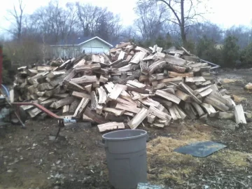 [Hearth.com] 70% Ash, 20% Elm and 10% Oak, split