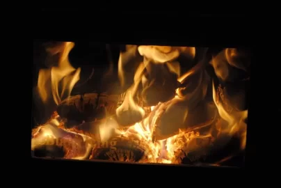 [Hearth.com] Small hotter fire with BKK.