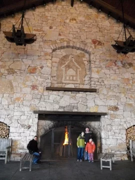[Hearth.com] MoHonk Mt House,  New Paltz NY