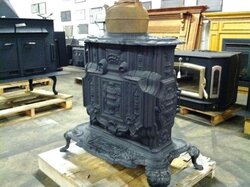 Cool Looking Parlor Stove - Who Knows Anything About It? PICS