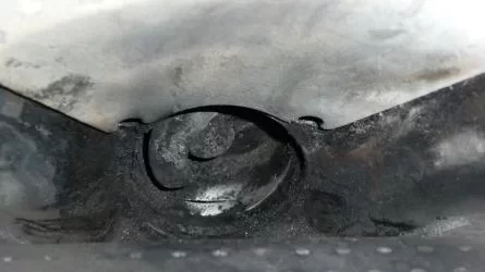 [Hearth.com] Crack in feeder tube Hartman p68