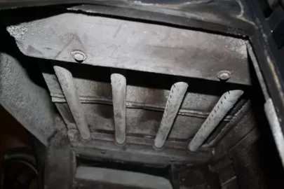 [Hearth.com] F600 Baffle Crack (with pics)
