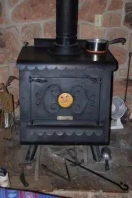 earth stove.jpg