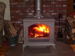 Woodstock Keystone compared to Jotul Combifire - a Tale of Two Stoves