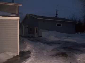 [Hearth.com] 43Â°, finding the driveway: It's "Black", pics