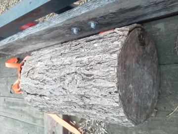 [Hearth.com] What about this round? Tell me what it is. There is more I can get, if its quality stuff!