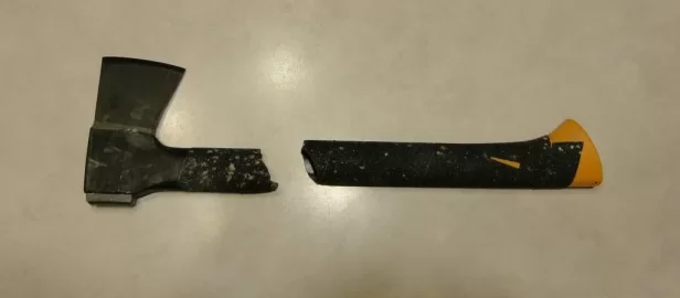 [Hearth.com] Fiskars "Unbreakable" handles...