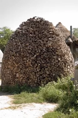 [Hearth.com] Holz Hausen