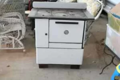 [Hearth.com] Looking for a VERY small woodstove for a small cabin