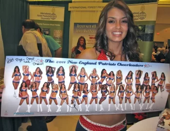 [Hearth.com] All Pigs - lookie here - Pellet Patriot cheerleaders!