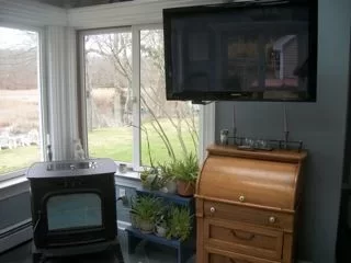 [Hearth.com] TV near Stove