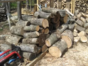 [Hearth.com] Finally got most of my splitting done