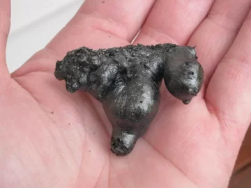 [Hearth.com] Found this on my deck...should I be concerned?