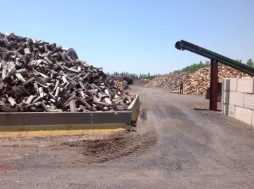 [Hearth.com] Any guess on how many cords are here?