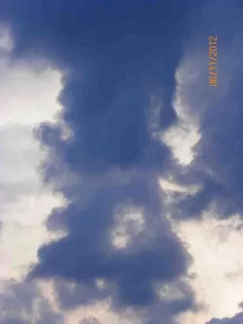 [Hearth.com] Pics of Some Clouds