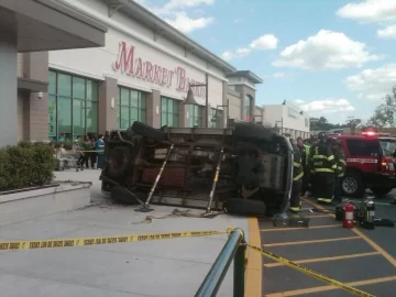 [Hearth.com] What happens when you put the SUV in reverse and floor the gas in the Market Basket parking lot !