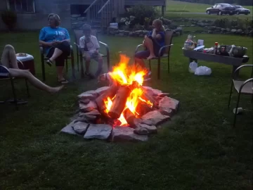 [Hearth.com] Hot wings on the firepit
