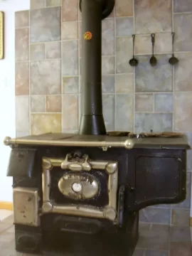 [Hearth.com] Greetings and Salutations!
