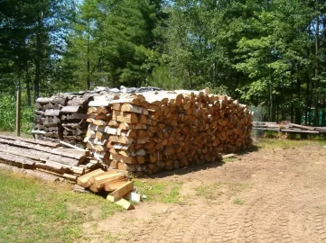 [Hearth.com] VACATION WOODPILE GAZING