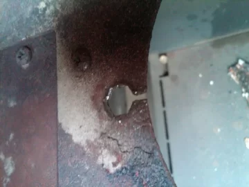 [Hearth.com] Anyone snap their left Burn Pot bolt on a Quadrafire Santa Fe?