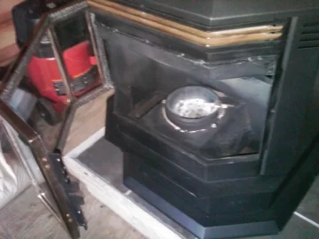 [Hearth.com] Quadrafire CB 1200 Fire