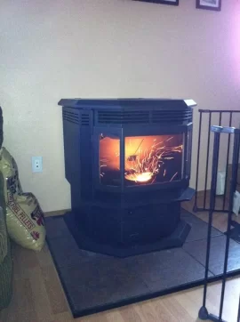 [Hearth.com] Quadrafire CB 1200 Fire