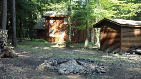 [Hearth.com] Vacation at the Cabin in Pa