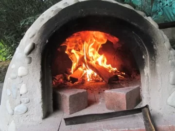 [Hearth.com] Pizza w eggplant