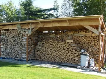 [Hearth.com] Moose antlers back on the wood shed