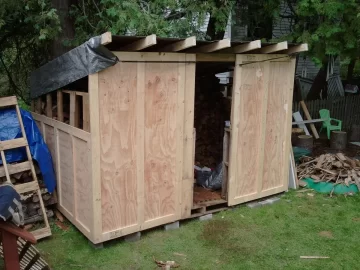 [Hearth.com] Started The Pallet Wood Shed...