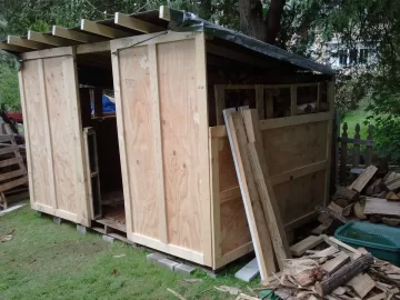 [Hearth.com] Started The Pallet Wood Shed...