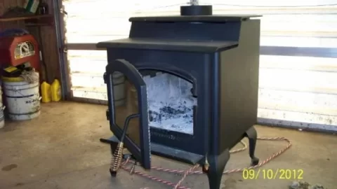 [Hearth.com] Round Oak to QuadraFire