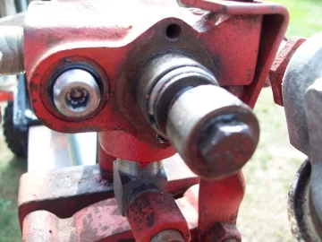 [Hearth.com] Hydraulic Valve on old Brave Splitter