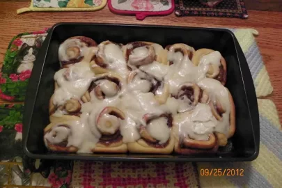 [Hearth.com] Cinnamon Buns