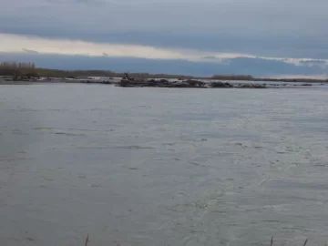 [Hearth.com] Retrieved flooded moose camp today (Pics)