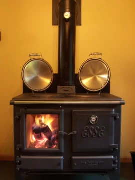 [Hearth.com] Started An Early Shoulder Season Fire