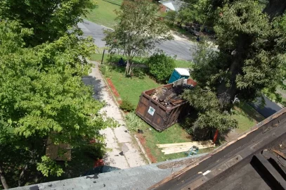 [Hearth.com] Construction of an old southern plantation house after lightning struck it.