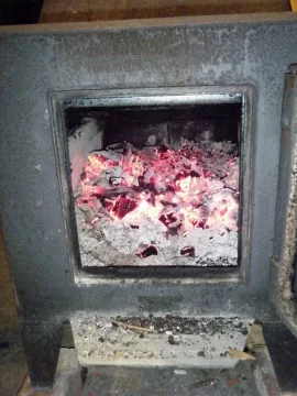 [Hearth.com] Since they are both older stoves... I figured this is the right forum.