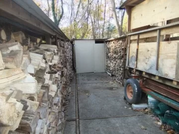 [Hearth.com] Wood racks finally full (pics)