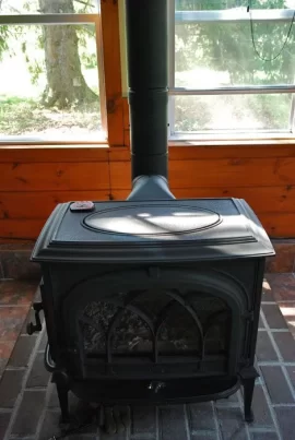 [Hearth.com] Does it make sense to install a cleanout T in a straight run of interior doublewall pipe?